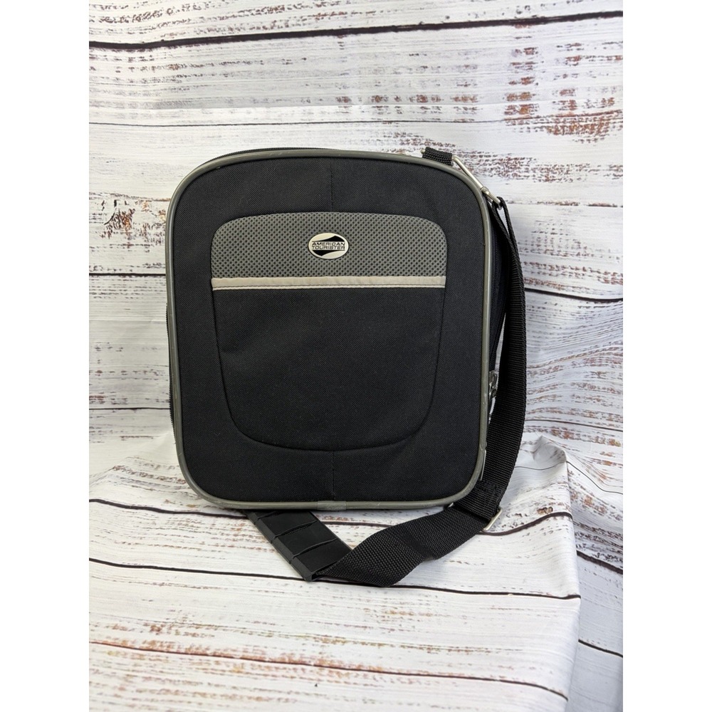 2001 American Tourister Expandable Carry-On Luggage Tag Duffle Bag Tote Vintage